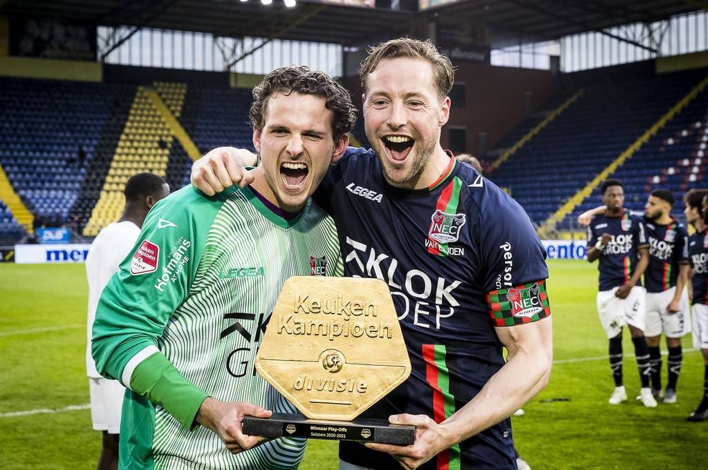 经让资深球 经让资深球